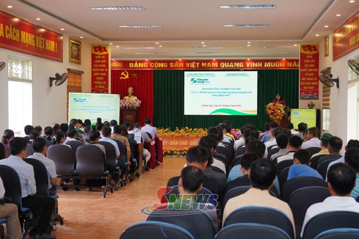 Tọa đàm Đổi mới sáng tạo và kỹ thuật ứng dụng trong phát triển nông nghiệp xanh.   Ảnh: PV