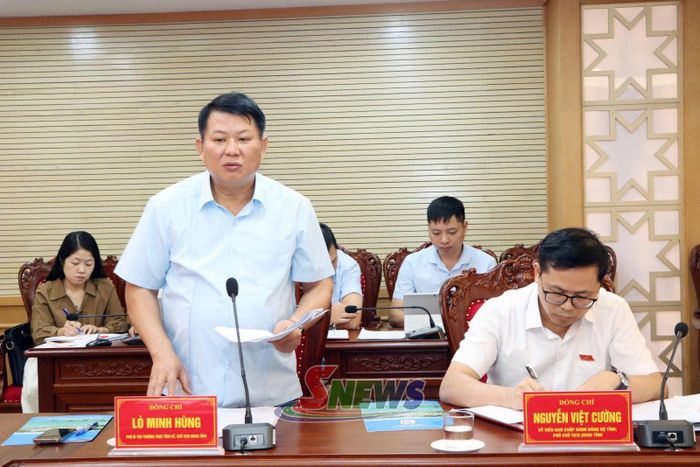 Đồng chí Lò Minh Hùng, Phó Bí thư Tỉnh ủy, Chủ tịch HĐND tỉnh, phát biểu kết luận tại cuộc làm việc.