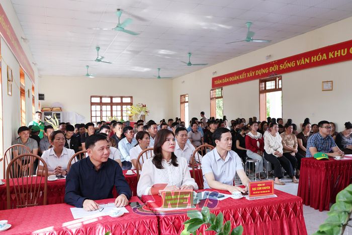 Đại biểu tham gia hội thảo