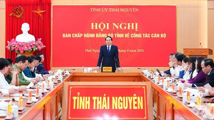Đồng chí Bí thư Tỉnh ủy Trịnh Xuân Trường chủ trì Hội nghị Ban Thường vụ Tỉnh ủy.