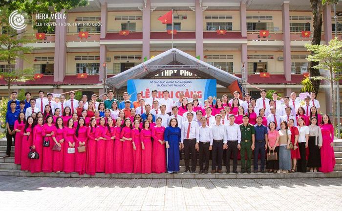 Lễ khai giảng năm học mới
