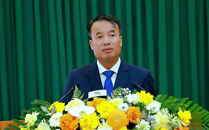 Tân chủ tịch UBND tỉnh Thái Nguyên Nguyễn Thế Mạnh phát biểu nhận nhiệm vụ.