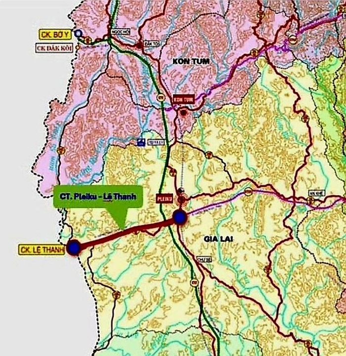 Hướng tuyến cao tốc Pleiku - Lệ Thanh dài khoảng 54,4km được nghiên cứu đầu tư, hướng đến mở rộng không gian kết nối từ khu vực Nam Trung Bộ qua Bắc Tây Nguyên đến khu vực cửa khẩu (Ảnh PV)