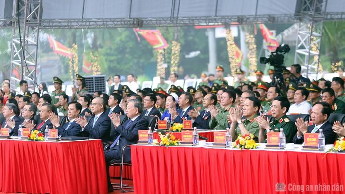 Tổng Bí thư, Chủ tịch nước Tô Lâm và các đại biểu tham dự lễ kỷ niệm.