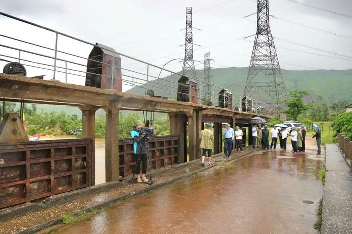 Cống Tây Yên - một trong những hạng mục của dự án không được thi công là nguyên nhân chính dẫn đến tình trạng ngập cục bộ xảy ra thường xuyên tại KKT Vũng Áng.