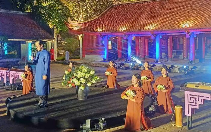 Lễ ra mắt phim 3D Mapping "Vun đắp hiền tài" tối ngày 18/9 tại Nhà Thái học- Văn Miếu Quốc Tử Giám.