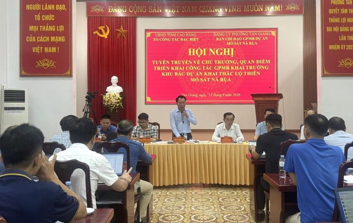Phó Chủ tịch Thường trực UBND tỉnh Lương Tuấn Hùng kết luận hội nghị.