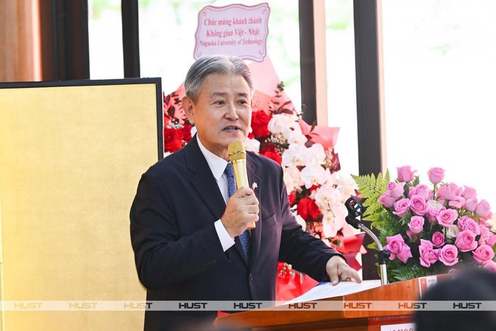 Ông Masao Seki, Chủ tịch Hội đồng quản trị Tập đoàn Sekisho, phát biểu tại sự kiện. Ảnh: HUST/Duy Thành