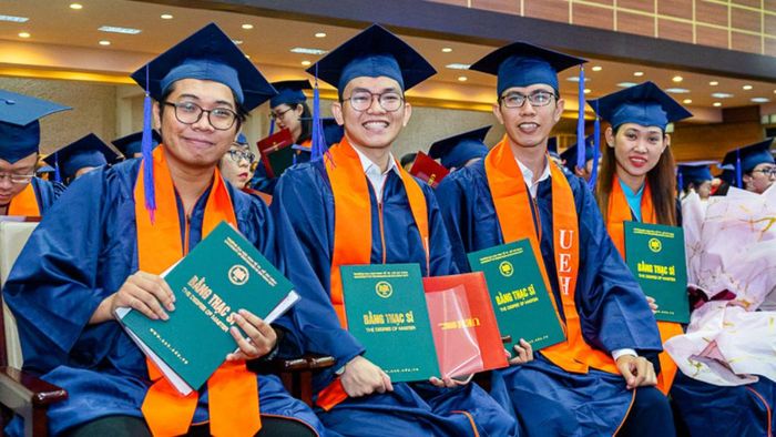 Dự thảo mới của Bộ GD&ĐT điều chỉnh nhiều nội dung về đào tạo thạc sĩ và tiến sĩ. Ảnh: UEH.