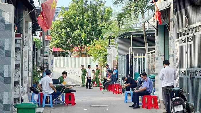 Con hẻm nơi xảy ra vụ việc. (Ảnh: B.L)