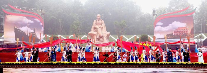 Công trình Tượng đài “Bác Hồ với ngày hội non sông” mang ý nghĩa về chính trị, lịch sử, văn hóa và giáo dục, thể hiện tình cảm, lòng biết ơn của Đảng bộ, chính quyền và nhân dân các dân tộc tỉnh Phú Thọ đối với Chủ tịch Hồ Chí Minh. Công trình góp phần tôn vinh các giá trị lịch sử, văn hóa của Đất Tổ, đồng thời gắn kết truyền thống dựng nước, giữ nước của dân tộc với sự nghiệp xây dựng và bảo vệ Tổ quốc trong thời đại Hồ Chí Minh.