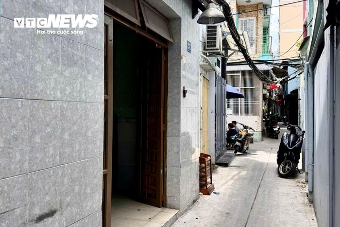 Nhà hẻm tại TP.HCM hút khách vì gần trung tâm, giá hợp lý.