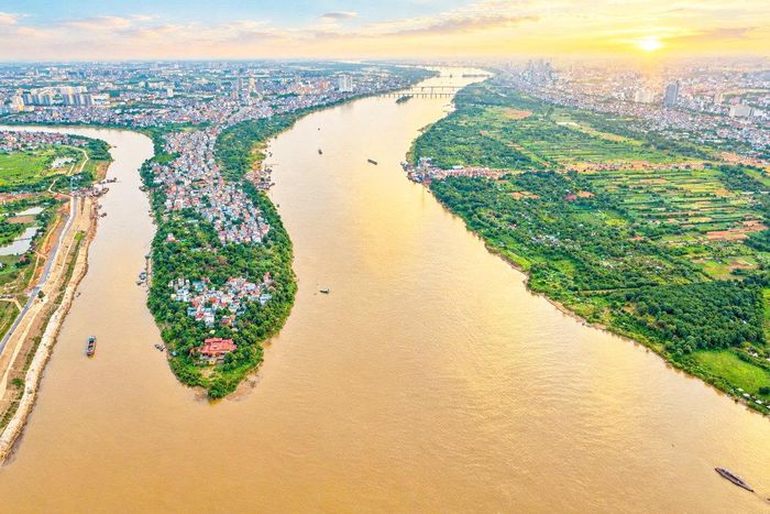 Điều chỉnh tổng thể Quy hoạch phân khu đô thị sông Hồng hướng tới trục không gian xanh trung tâm gắn với văn hóa, sáng tạo và phát triển kinh tế - xã hội. Ảnh: Phạm Hùng