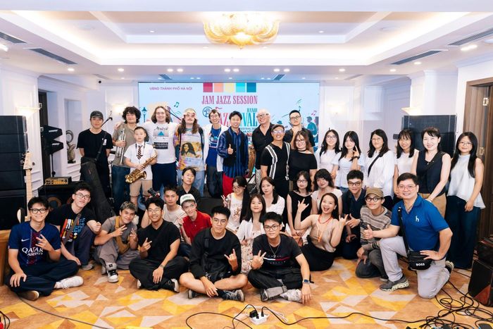 Các ban nhạc jazz quốc tế và Việt Nam tham gia các buổi giao lưu âm nhạc.