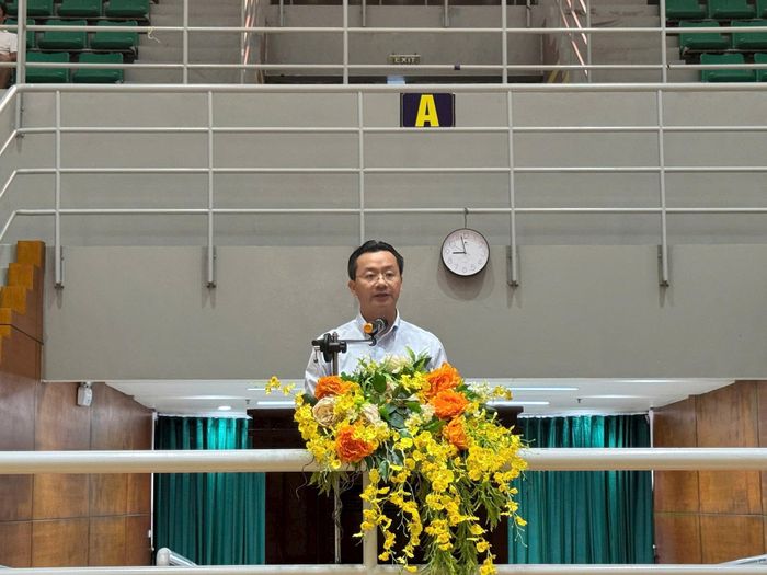 Ông Phạm Xuân Tài, Phó Giám đốc Sở Văn hóa, Thể thao và Du lịch Hà Nội, Trưởng ban Tổ chức giải phát biểu khai mạc. Ảnh: Hà Ngân