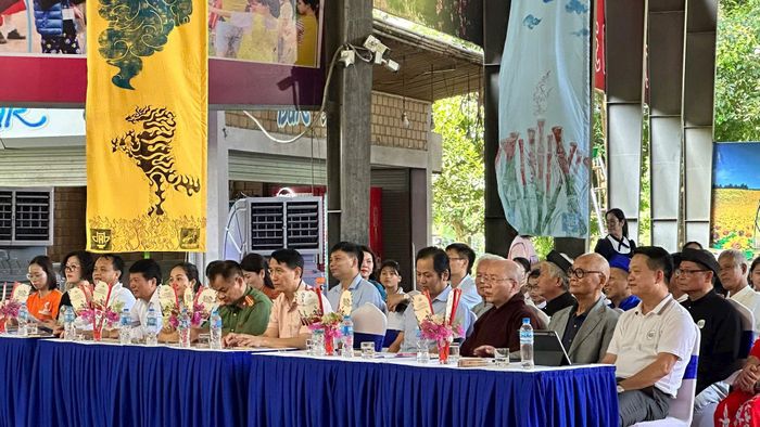 Các nhà khoa học, kiến trúc sư tham dự sự kiện. Ảnh: Nguyễn Thủy