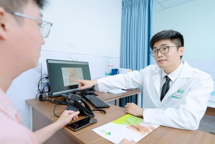 Thăm khám sức khỏe sinh sản nam giới là một trong những cách để chủ động kế hoạch sinh con trong tương lai. 
