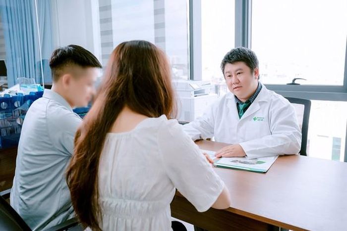 BS Nguyễn Quốc Anh: "Chúng ta có thể chọn thời điểm sinh con, nhưng đừng đợi đến lúc hiếm muộn".