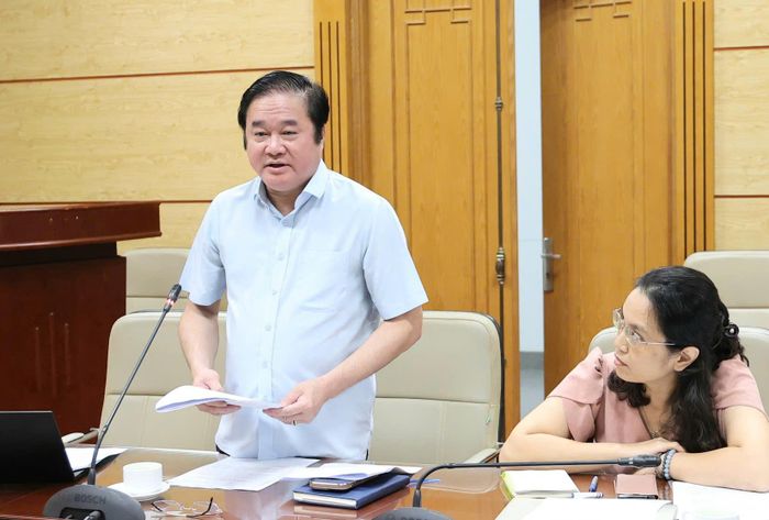 Cục trưởng Cục Phòng bệnh, TS.BS Hoàng Minh Đức phát biểu. Ảnh: Trần Minh