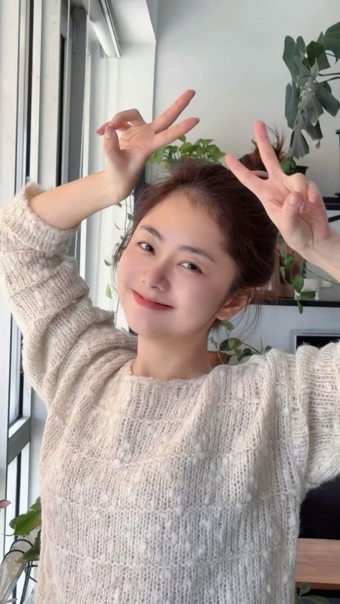 Nữ diễn viên được khen là trẻ mãi không già.
