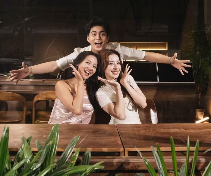 Cả ba đã có khoảng thời gian trải lòng thoải mái về nghề về cuộc sống
