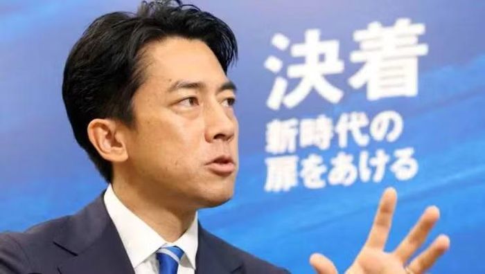 Bộ trưởng Quốc phòng Nhật Bản Shinjiro Koizumi cho rằng, "chuỗi hành động của Triều Tiên đe dọa hòa bình và an ninh của Nhật Bản, khu vực và cộng đồng quốc tế".