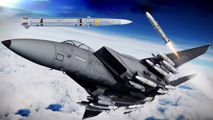 AIM-260 được thiết kế để trang bị cho nhiều loại máy bay của không quân và hải quân Mỹ, trong đó có tiêm kích tàng hình F-22 Raptor và F-35 Lightning II.
