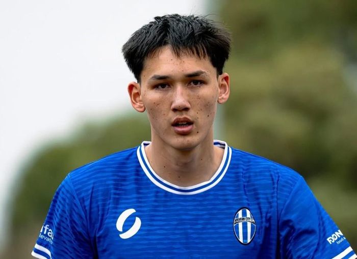  Mitchell Baker, trung phong cao 1,96 m, từng chạm trán tuyển Việt Nam tại ASEAN Cup 2026 vào tháng trước. 