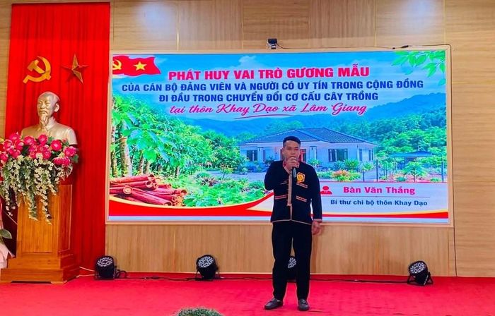 Các phần thi thuyết trình, giới thiệu mô hình và cách làm hiệu quả trong công tác xây dựng Đảng được chuẩn bị công phu, sinh động