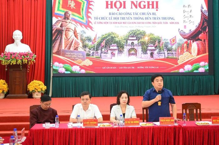 Bí thư xã Trần Thương Thạch Ngọc Anh phát biểu tại Hội nghị