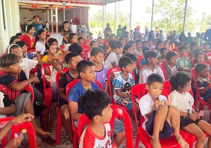 Các em thiếu nhi vui Tết Trung thu trong chương trình