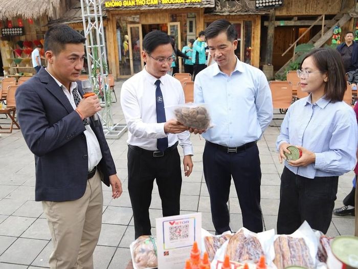 Giới thiệu sản phẩm OCOP của Sa Pa tại chương trình