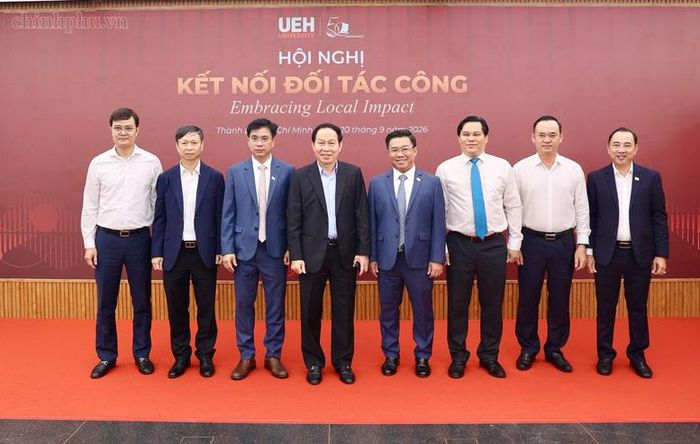 Phó Thủ tướng và các đại biểu dự Hội nghị - Ảnh: chinhphu.vn/Thu Sa