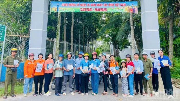 Nhận thức của người dân ở thành phố Cần Thơ về bảo hiểm xã hội tự nguyện từng bước được nâng lên. (Ảnh: VĂN ÚT)