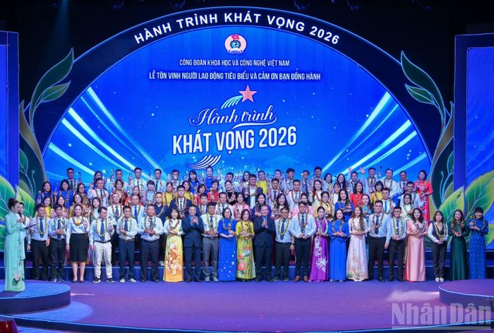 Người lao động tiêu biểu của ngành khoa học, công nghệ được vinh danh tại chương trình.