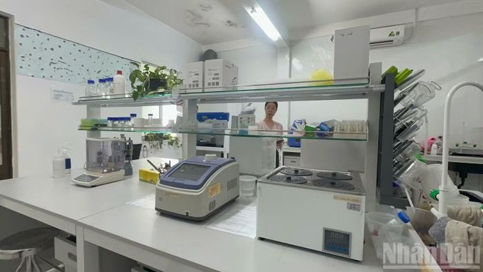 Một số thiết bị thuộc hệ thống thiết bị kiểm tra ADN và phân tích thành phần hoạt chất saponin sâm Ngọc Linh.