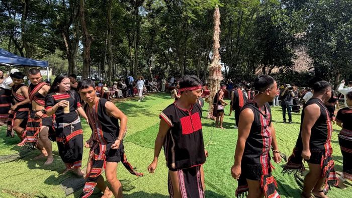 Tái hiện Lễ “Ăn mừng lúa mới” tại Làng Văn hóa-Du lịch các dân tộc Việt Nam. (Ảnh: BTC).