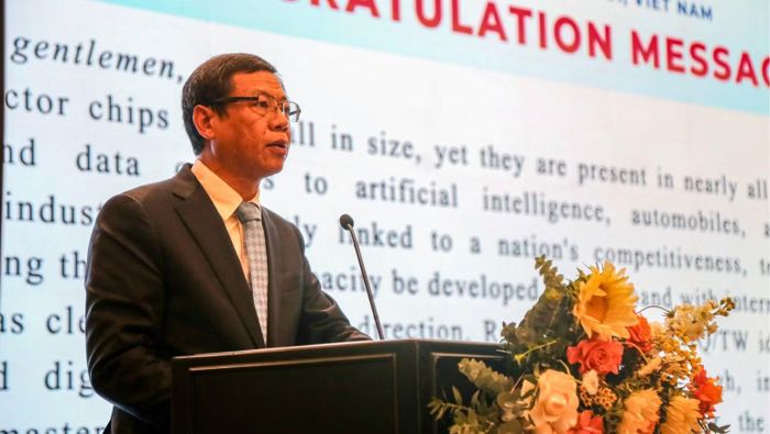 Thứ trưởng Khoa học Công Nghệ Lê Xuân Định phát biểu tại hội thảo. (Ảnh: VJSS)