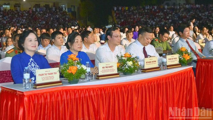 Cùng dự có đồng chí Phạm Thị Thanh Trà, Bí thư Trung ương Đảng, Phó Thủ tướng Chính phủ.