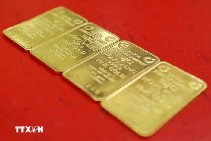 Giá vàng SJC giữ ngưỡng hơn 147 triệu đồng/lượng bán ra. Ảnh minh họa: TTXVN