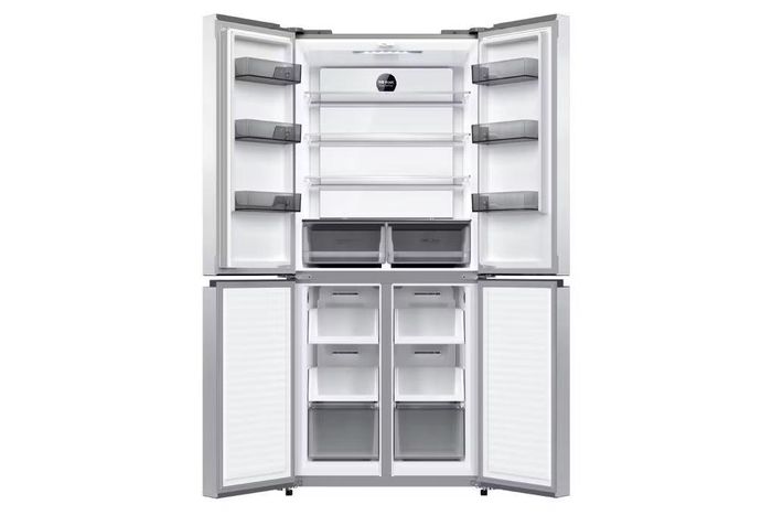 Double Inverter, Multi Air Flow, ngăn rau điều chỉnh độ ẩm, bảng điều khiển cảm ứng và khóa trẻ em, giá khoảng 13,04 triệu đồng, mang lại trải nghiệm hiện đại.