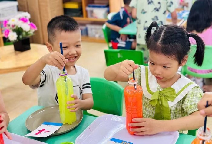 Trẻ tại Trường Mầm non Ngô Thì Nhậm, phường Hà Đông, Hà Nội. Ảnh: Đình Tuệ
