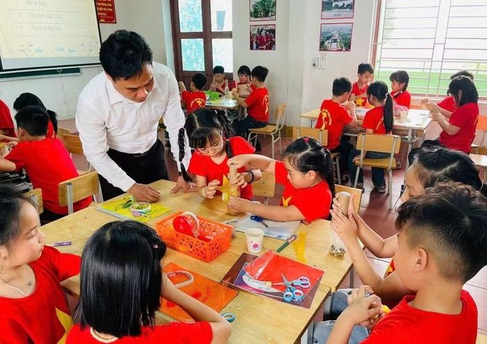 Trường Tiểu học Hùng Vương đẩy mạnh giáo dục STEM/STEAM, góp phần đổi mới phương pháp dạy và học.