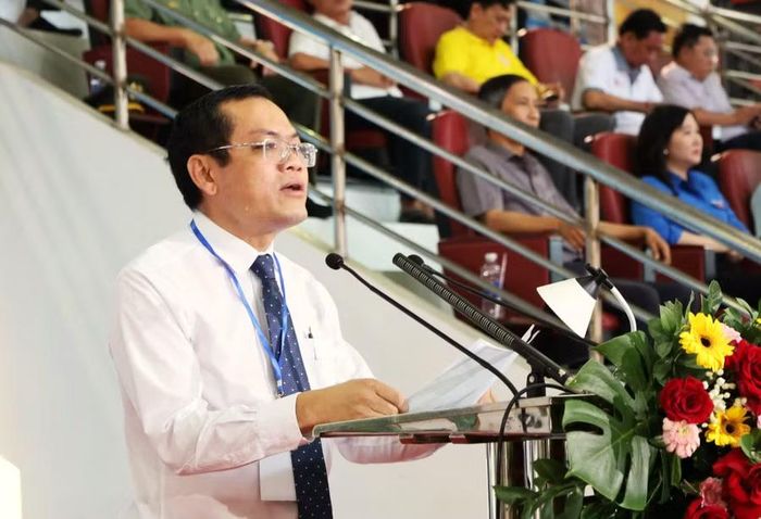 Ông Ngô Vũ Thăng, Phó Chủ tịch UBND tỉnh Cà Mau phát biểu khai mạc.