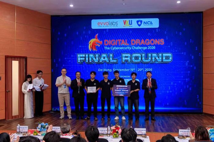 Giải Nhất bảng chính thức là đội VSL.T1 - Trường Đại học Công nghệ Thông tin và Truyền thông Việt - Hàn (VKU).
