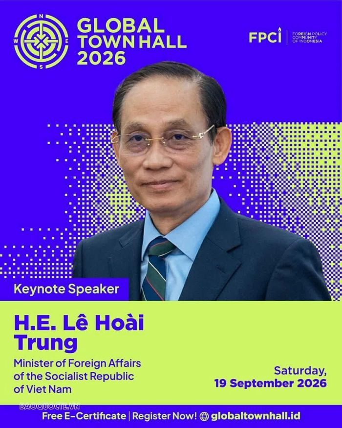 Bộ trưởng Lê Hoài Trung nhấn mạnh yêu cầu đặt người dân ở vị trí trung tâm trong các chính sách phát triển và xây dựng trật tự quốc tế.