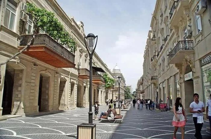 Phố đi bộ Nizami (Baku). (Ảnh TGCC)