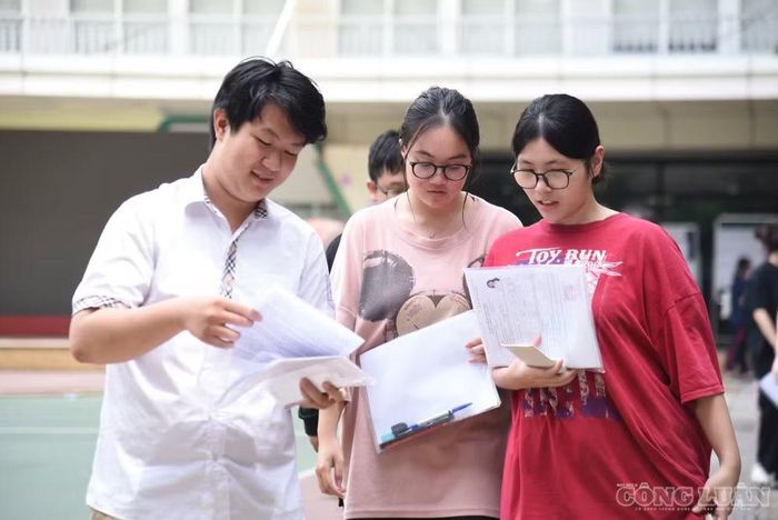 Khi các thang đo chưa thực sự tương đương, việc một ngành có quá nhiều "cửa" xét tuyển có thể dẫn đến tình trạng thí sinh có cùng năng lực nhưng được đánh giá khác nhau tùy theo phương thức.