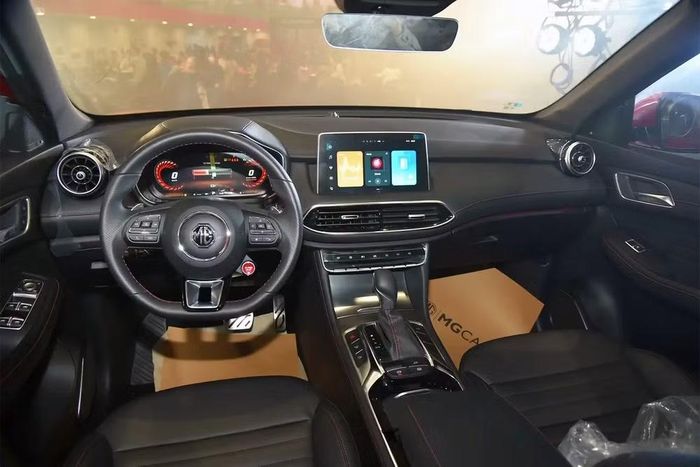 Thiết kế khoang lái MG HS đời 2024 - Ảnh: Đại lý
