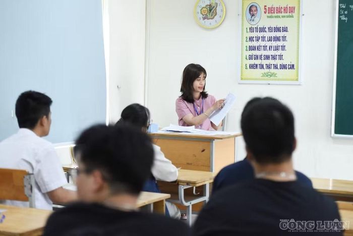 Việc sử dụng chứng chỉ quốc tế vẫn thuộc quyền tự chủ của các cơ sở đào tạo. Tuy nhiên, khi xuất hiện những bất hợp lý, Bộ Giáo dục và Đào tạo đã có lộ trình hạn chế. Từ năm trước, mức điểm cộng được khống chế không quá 10%.